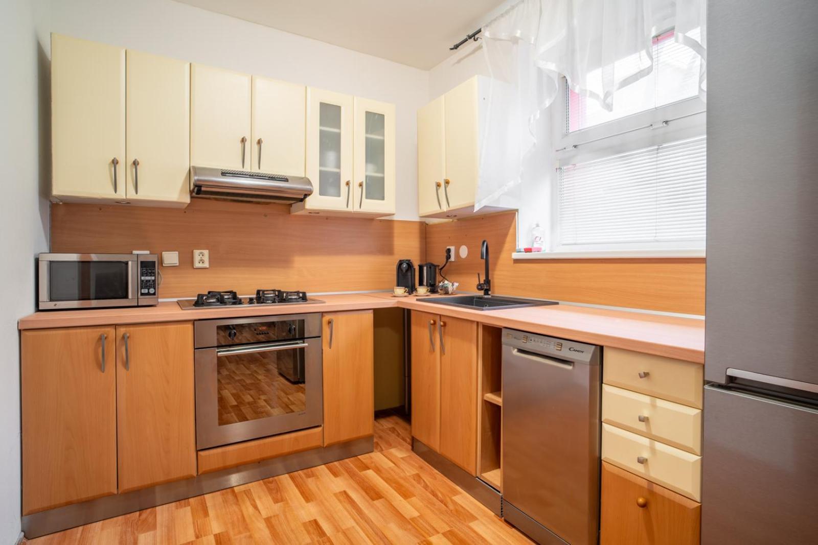A Cozy Apartment In Bratislava Downtown Ngoại thất bức ảnh